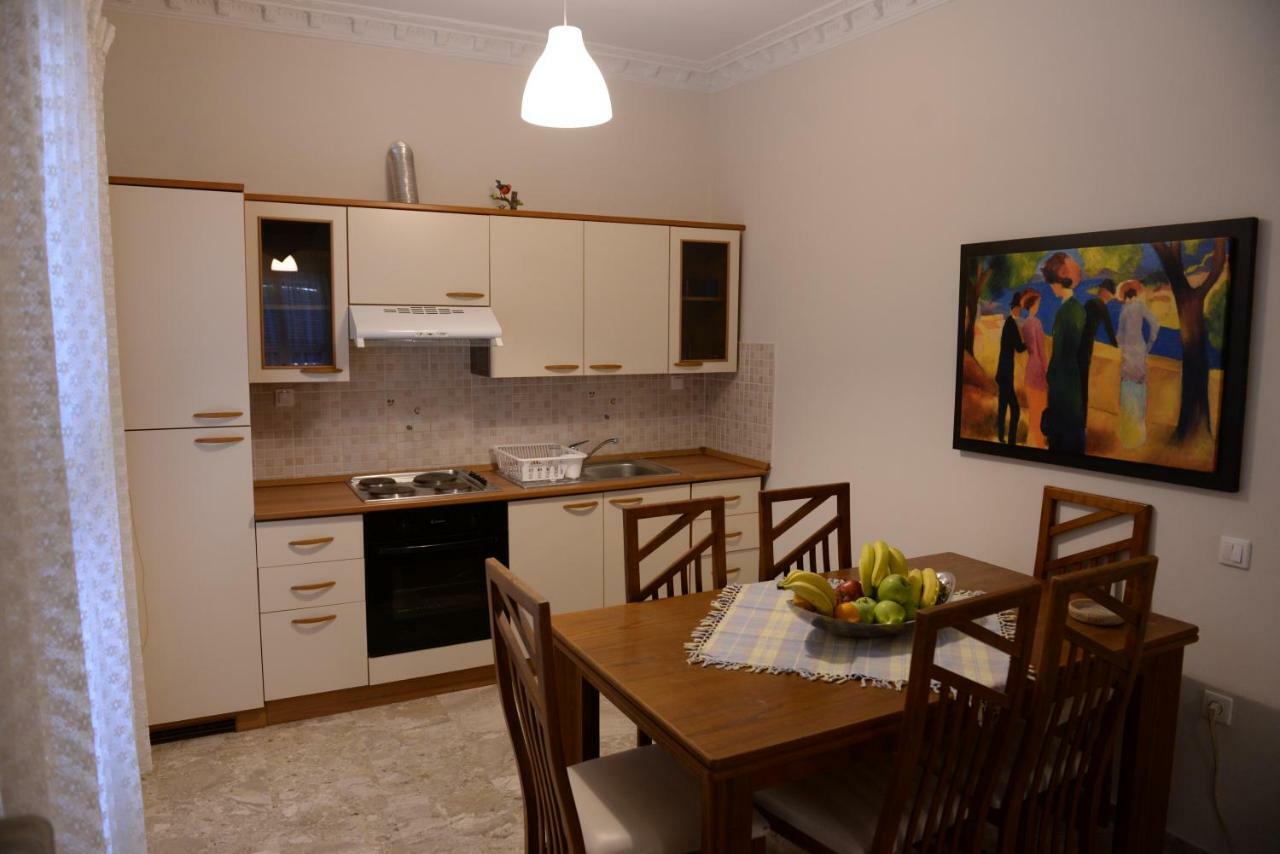 Apartament Patras White Castle Zewnętrze zdjęcie